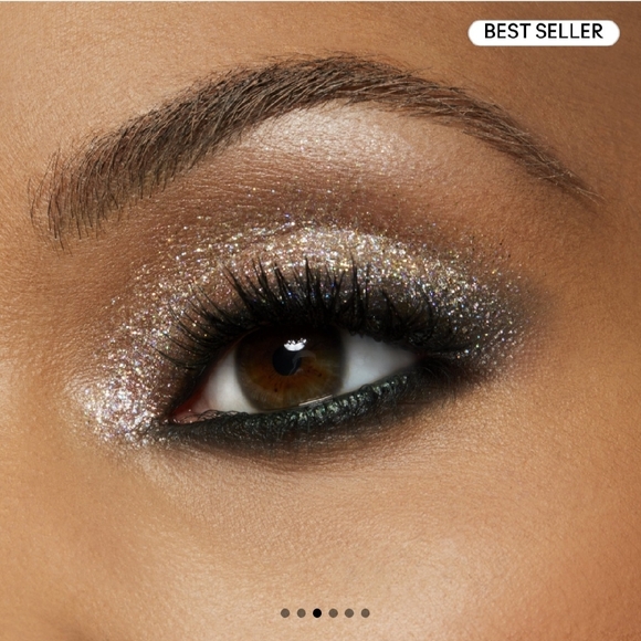 MAC DAZZLESHADOW LIQUID EYESHADOW (NOT AFRAID TO SPARKLE) - Picture 3 of 5